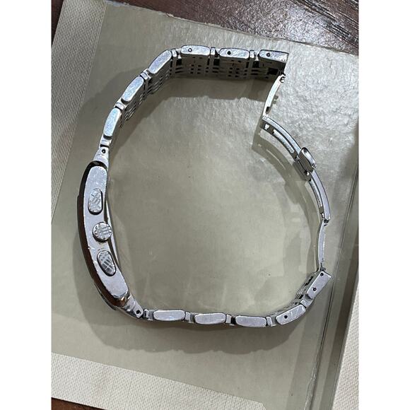 Burberry watch BU1560 Swiss UNTESTED - Picture 8 of 10